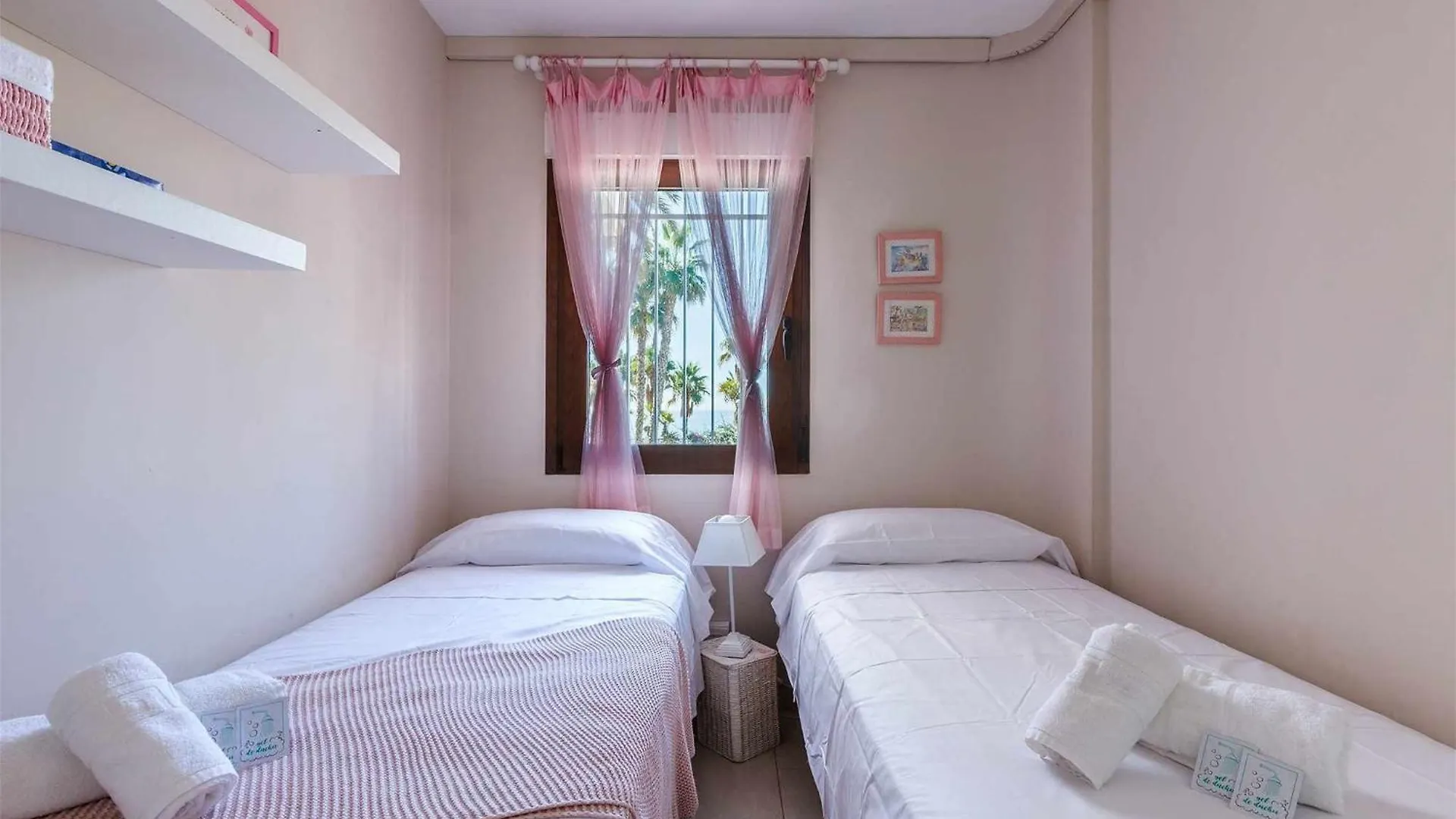 A&N Luxury Seaside Trainas Villa Caleta De Velez