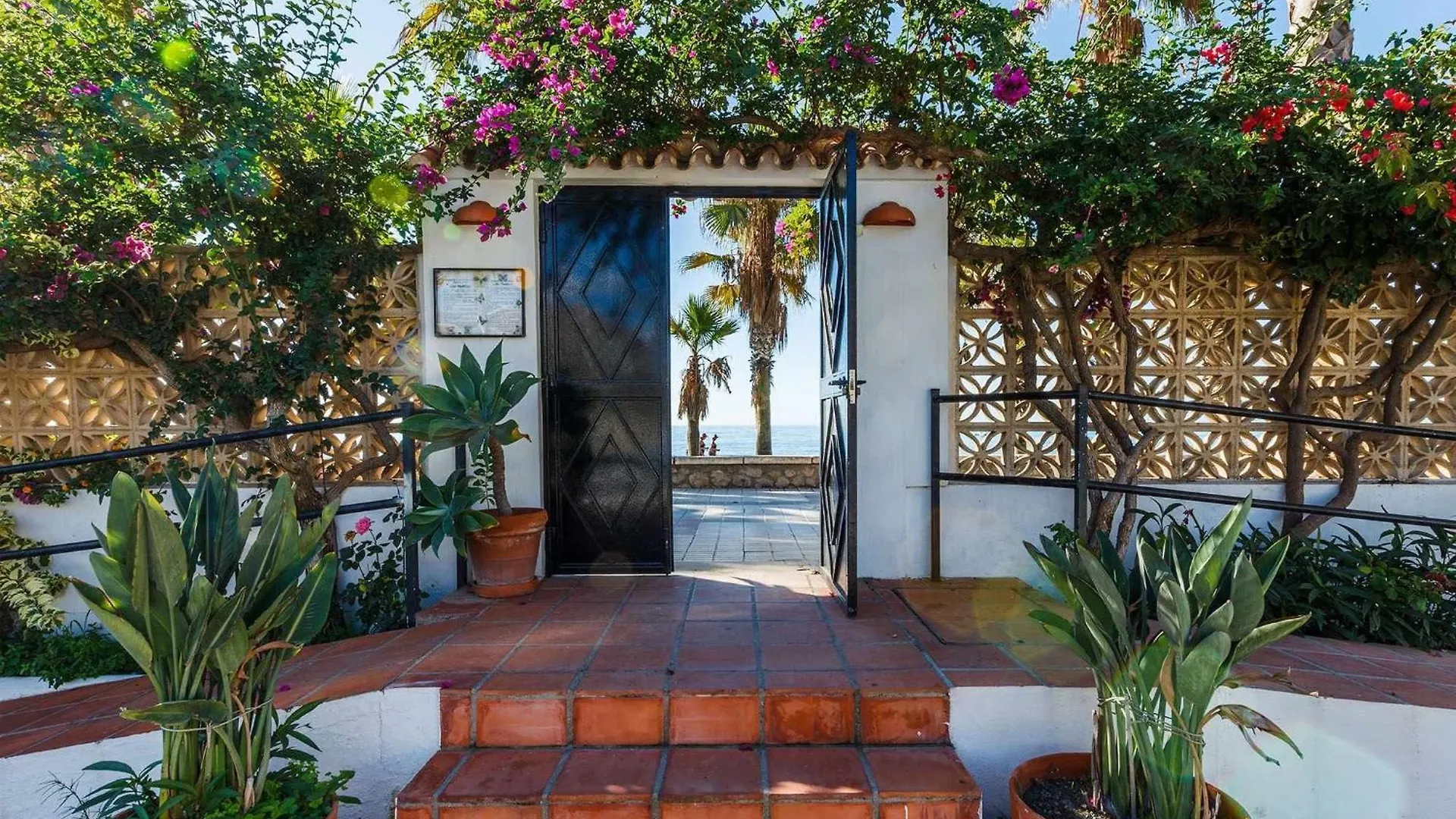 A&N Luxury Seaside Trainas Villa Caleta De Velez Spain